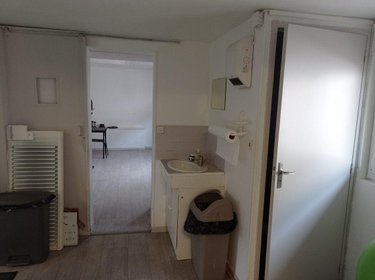 Location fonds et murs commerciaux Boos 76520 Seine-Maritime 108 m2  1450 euros