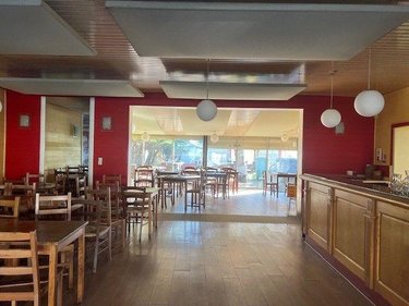 Fonds et murs commerciaux a vendre Eysines 33320 Gironde 450 m2  840000 euros