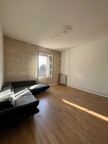 Fonds et murs commerciaux a vendre Eysines 33320 Gironde 450 m2  840000 euros