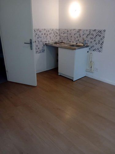 Appartement a vendre Saint-Denis 93200 Seine-Saint-Denis 30 m2  133700 euros