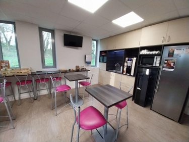 Immeuble a vendre Châtillon-en-Vendelais 35210 Ille-et-Vilaine 586 m2  724500 euros