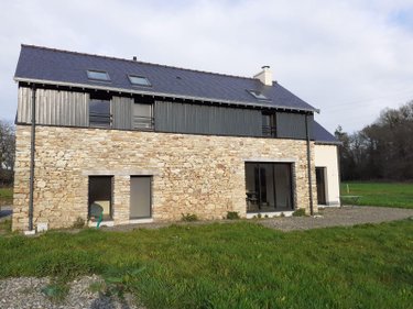 Location maison Châteaubourg 35220 Ille-et-Vilaine 156 m2 7 pièces 1250 euros