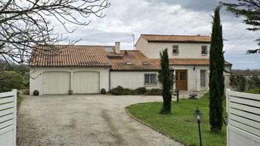 Maison a vendre Brioux-sur-Boutonne 79170 Deux-Sèvres 173 m2 6 pièces 204000 euros