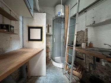 Fonds et murs commerciaux a vendre Quimper 29000 Finistère 25 m2  32400 euros