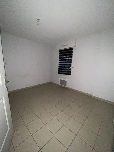 Location appartement Saint-Thual 35190 Ille-et-Vilaine 51 m2 2 pièces 455 euros