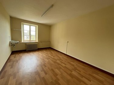 propriete a vendre Saint-James 50240 Manche 2260 m2 65 pièces 1050000 euros