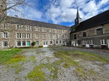 propriete a vendre Saint-James 50240 Manche 2260 m2 65 pièces 1050000 euros