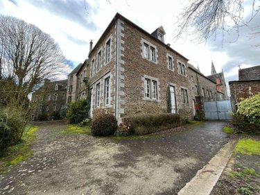 propriete a vendre Saint-James 50240 Manche 2260 m2 65 pièces 1050000 euros