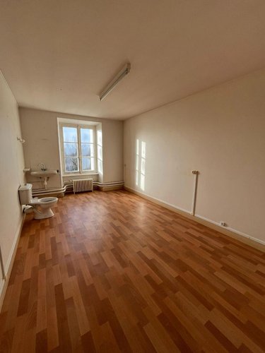 propriete a vendre Saint-James 50240 Manche 2260 m2 65 pièces 1050000 euros