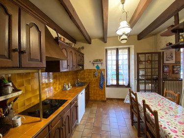 Maison a vendre Arpajon-sur-Cère 15130 Cantal 212 m2 8 pièces 318000 euros