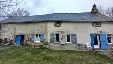 Maison a vendre Vèze 15160 Cantal 188 m2  195000 euros