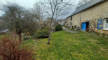 Maison a vendre Vèze 15160 Cantal 188 m2  195000 euros