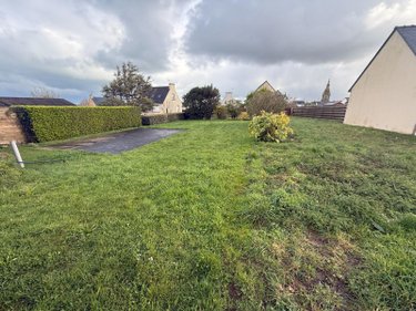 Terrain a batir a vendre Lampaul-Ploudalmézeau 29830 Finistère 621 m2  89225 euros