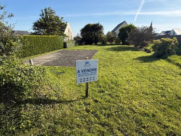 Terrain a batir a vendre Lampaul-Ploudalmézeau 29830 Finistère 621 m2  89225 euros