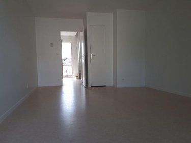 Location appartement Pleumeleuc 35137 Ille-et-Vilaine 58 m2 3 pièces 608 euros