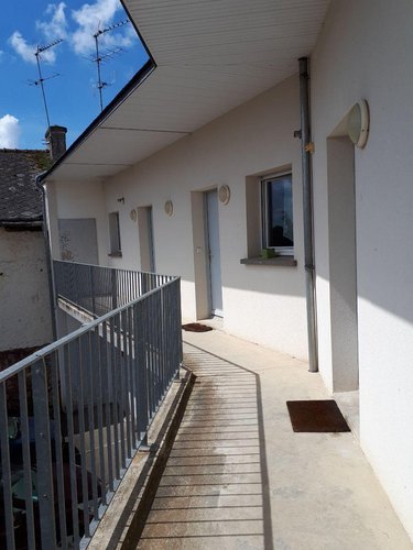 Location appartement Pleumeleuc 35137 Ille-et-Vilaine 58 m2 3 pièces 608 euros