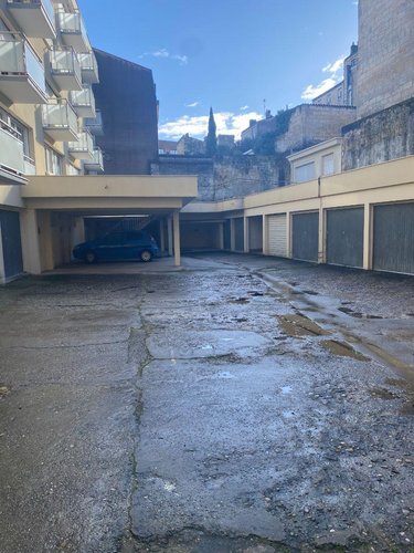 Garage et parking a vendre Bordeaux 33000 Gironde  27200 euros