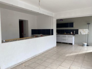 Maison a vendre Molinet 03510 Allier 135 m2  73960 euros