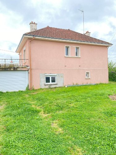 Maison a vendre Molinet 03510 Allier 135 m2  73960 euros