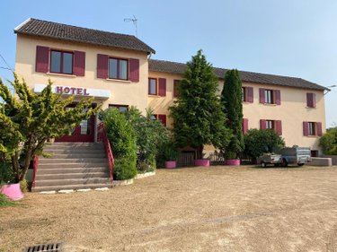 Fonds et murs commerciaux a vendre Digoin 71160 Saône-et-Loire 787 m2  549961 euros