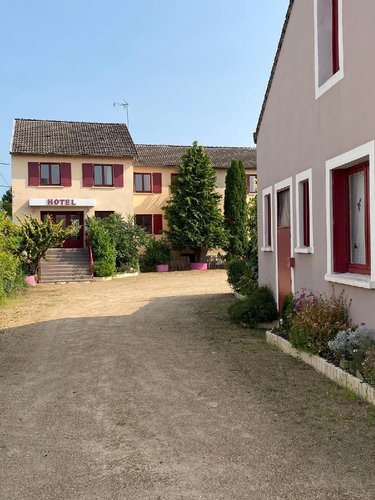 Fonds et murs commerciaux a vendre Digoin 71160 Saône-et-Loire 787 m2  549961 euros