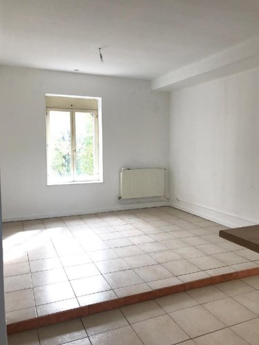 Immeuble a vendre Génelard 71420 Saône-et-Loire 279 m2  155000 euros