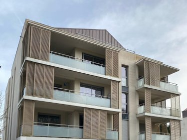 Fonds et murs commerciaux a vendre Paray-le-Monial 71600 Saône-et-Loire  241640 euros