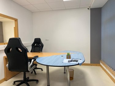 Fonds et murs commerciaux a vendre Paray-le-Monial 71600 Saône-et-Loire  241640 euros