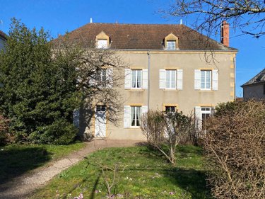 Maison a vendre Paray-le-Monial 71600 Saône-et-Loire 156 m2 9 pièces 220680 euros