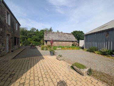 Maison a vendre Loc-Eguiner-Saint-Thégonnec 29410 Finistère 190 m2 9 pièces 362200 euros