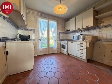 Maison a vendre Arpajon-sur-Cère 15130 Cantal 170 m2 9 pièces 168800 euros