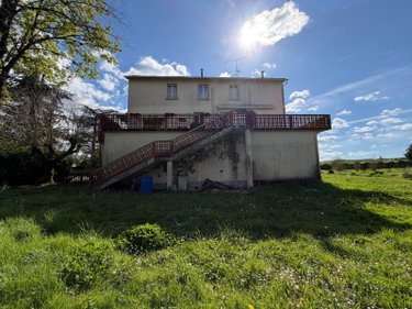 Maison a vendre Lacapelle-Marival 46120 Lot 225 m2 10 pièces 152800 euros