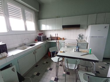 Immeuble a vendre Condé-en-Normandie 14110 Calvados 426 m2  230200 euros