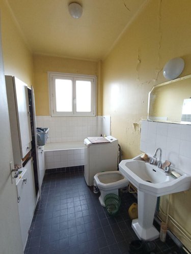 Immeuble a vendre Condé-en-Normandie 14110 Calvados 426 m2  230200 euros