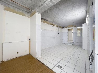 Fonds et murs commerciaux a vendre Bordeaux 33000 Gironde 58 m2  198500 euros