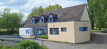 Fonds et murs commerciaux a vendre Val-Couesnon 35560 Ille-et-Vilaine 336 m2  292600 euros