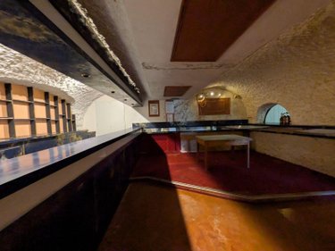 Fonds et murs commerciaux a vendre Clohars-Carnoët 29360 Finistère 1500 m2  498720 euros