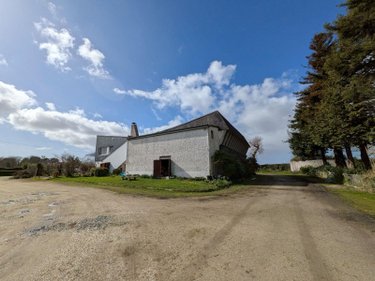 Fonds et murs commerciaux a vendre Clohars-Carnoët 29360 Finistère 1500 m2  498720 euros