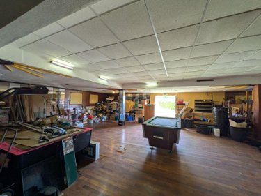 Fonds et murs commerciaux a vendre Clohars-Carnoët 29360 Finistère 1500 m2  498720 euros