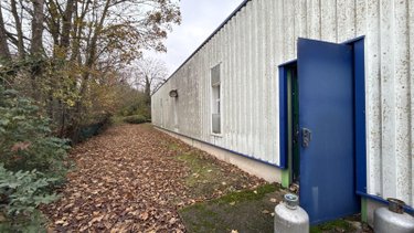 Fonds et murs commerciaux a vendre Fagnières 51510 Marne 438 m2  399000 euros