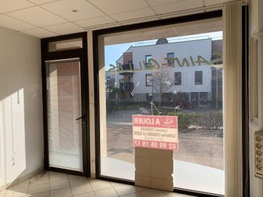 Location fonds et murs commerciaux Saint-Gilles 35590 Ille-et-Vilaine 47 m2  735 euros