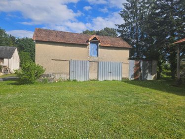 Bien agricole a vendre Neuillay-les-Bois 36500 Indre  32500 euros
