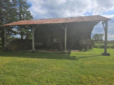 Bien agricole a vendre Neuillay-les-Bois 36500 Indre  32500 euros