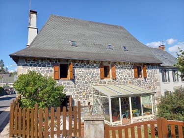 Maison a vendre Lacapelle-Barrès 15230 Cantal 145 m2  127200 euros