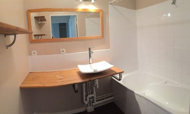 Location appartement L'Hermitage 35590 Ille-et-Vilaine 66 m2 3 pièces 745 euros