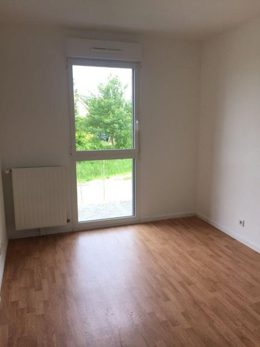 Location appartement L'Hermitage 35590 Ille-et-Vilaine 66 m2 3 pièces 745 euros