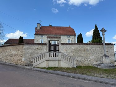 Maison a vendre La Chaume 21520 Côte-d'Or 283 m2 8 pièces 250000 euros