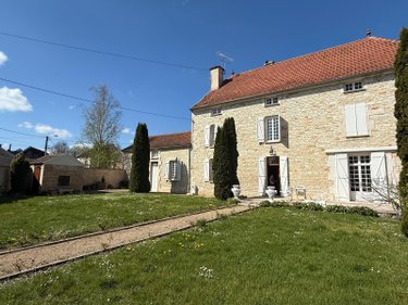 Maison a vendre La Chaume 21520 Côte-d'Or 283 m2 8 pièces 250000 euros