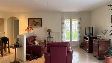 Location maison Hurigny 71870 Saône-et-Loire 125 m2 5 pièces 810 euros