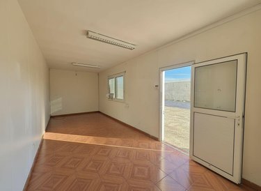 Fonds et murs commerciaux a vendre Saint-Louis 97450 Réunion 396 m2  706335 euros